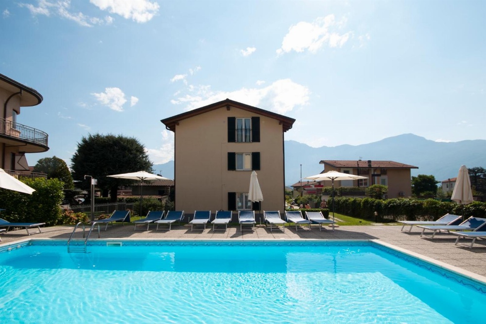 Lakeside Holiday Resort Main image